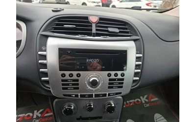 Lancia Delta 1.4T-120кс= 135.000км= 6ск= КЛИМАТИК - автомобили, коли, обяви за нови и употребявани 15