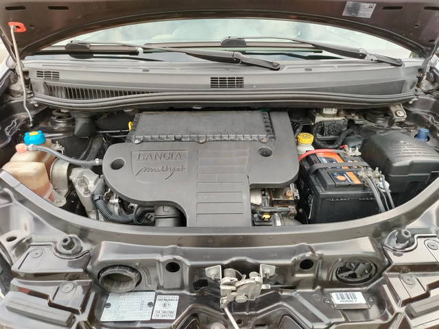 Lancia Musa 1.3d-90к.с/АВТОМАТИК/КЛИМАТРОНИК/ПАРКТРОНИК!!! - автомобили, коли, обяви за нови и употребявани 16