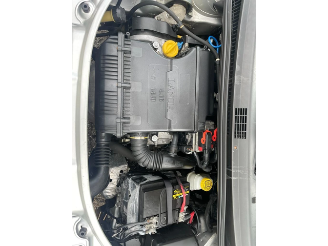 Lancia Musa * 1.4i* AVTOMAT* PANO* - автомобили, коли, обяви за нови и употребявани 12