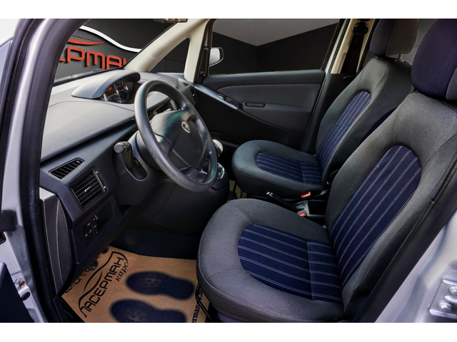 Lancia Musa 1.4i - автомобили, коли, обяви за нови и употребявани 6