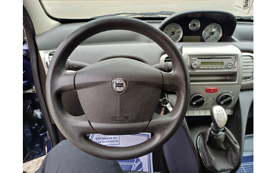 Lancia Y10 1.2i* ГАЗ, klimatik - автомобили, коли, обяви за нови и употребявани 10