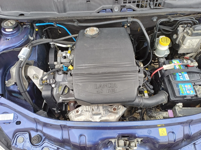 Lancia Y10 1.2i* ГАЗ, klimatik - автомобили, коли, обяви за нови и употребявани 16