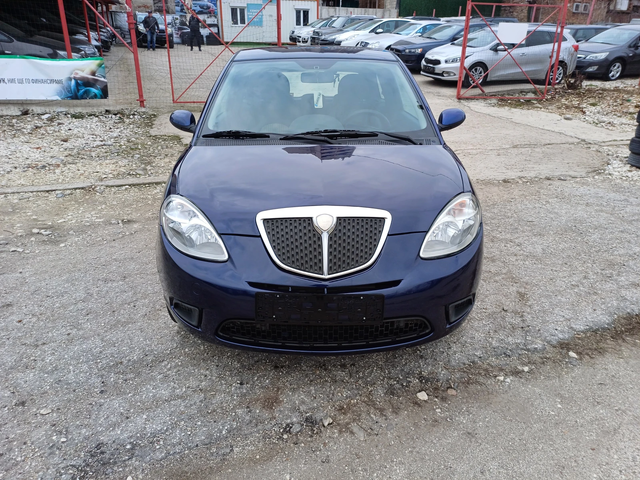Lancia Y10 1.2i* ГАЗ, klimatik - автомобили, коли, обяви за нови и употребявани 1