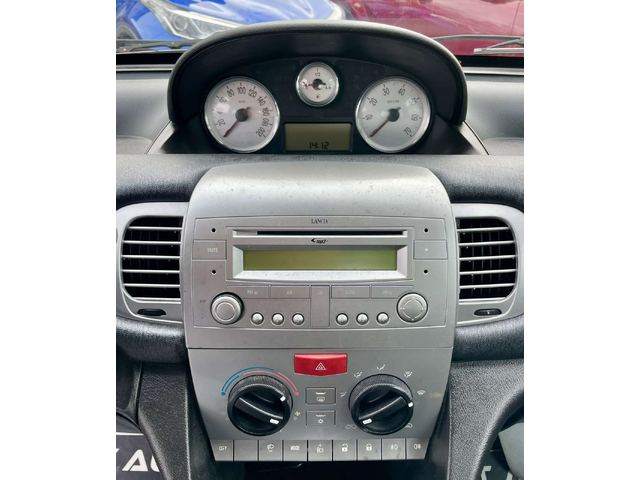 Lancia Ypsilon 1.3MJET 75HP E5A - автомобили, коли, обяви за нови и употребявани 11