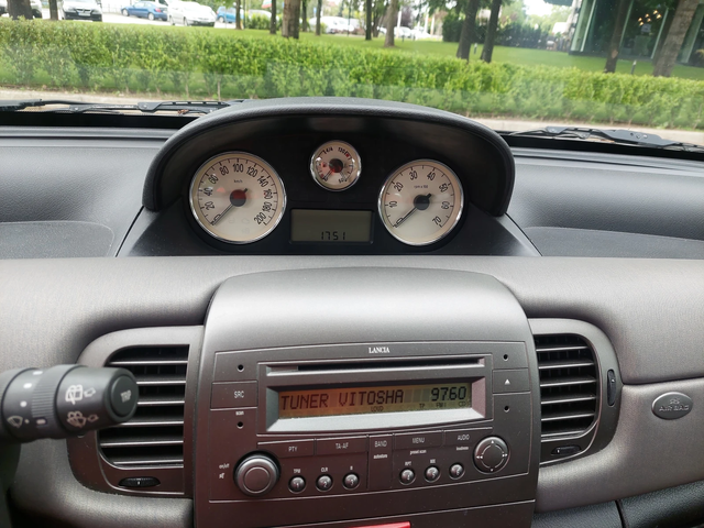 Lancia Ypsilon 1, 2i 60ps KLIMA - автомобили, коли, обяви за нови и употребявани 10