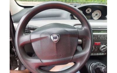 Lancia Ypsilon 1, 2i 60ps KLIMA - автомобили, коли, обяви за нови и употребявани 8