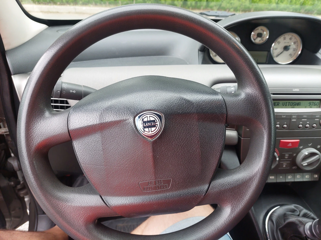 Lancia Ypsilon 1, 2i 60ps KLIMA - автомобили, коли, обяви за нови и употребявани 8