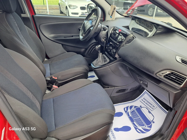 Lancia Ypsilon 1, 3 m-jet MOMO DESIGNE - автомобили, коли, обяви за нови и употребявани 12