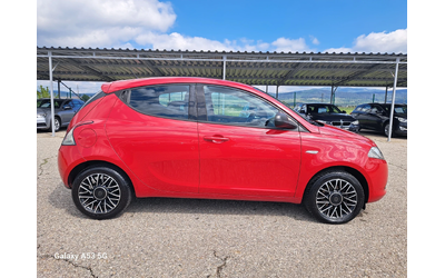 lancia-ypsilon - 3