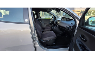 Lancia Ypsilon 1.2i 70k.c EURO 5B ITALIA - автомобили, коли, обяви за нови и употребявани 11