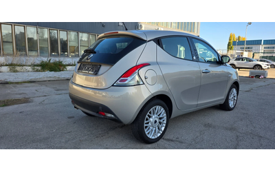 lancia-ypsilon - 3