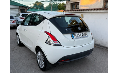 lancia-ypsilon - 3