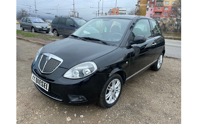 lancia-ypsilon - 0
