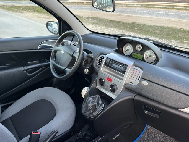 Lancia Ypsilon 1.3I 60кс EURO 4 KЛИМАТИК - автомобили, коли, обяви за нови и употребявани 10