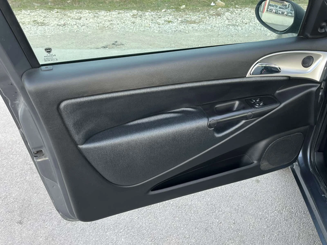 Lancia Ypsilon 1.3I 60кс EURO 4 KЛИМАТИК - автомобили, коли, обяви за нови и употребявани 6