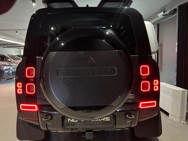Land Rover Defender 90 P400 Dynamic X - автомобили, коли, обяви за нови и употребявани 9