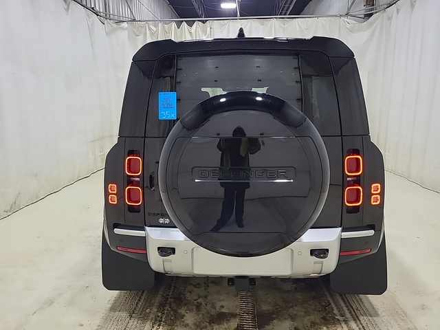 Land Rover Defender 110 P300 S - автомобили, коли, обяви за нови и употребявани 4