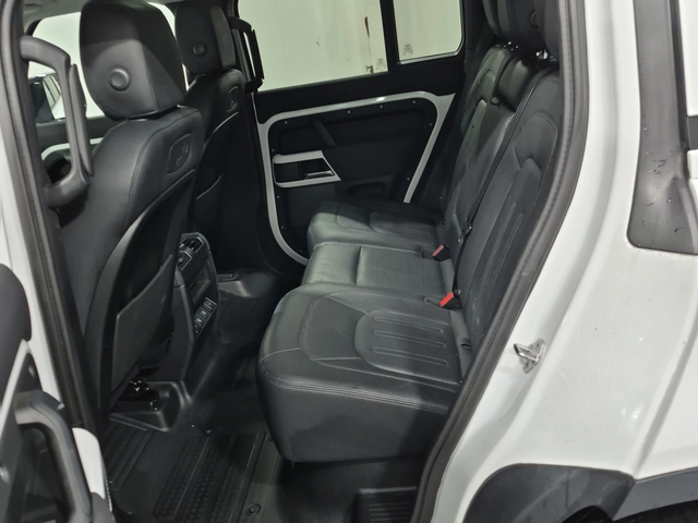 Land Rover Defender 110 S AWD - автомобили, коли, обяви за нови и употребявани 10