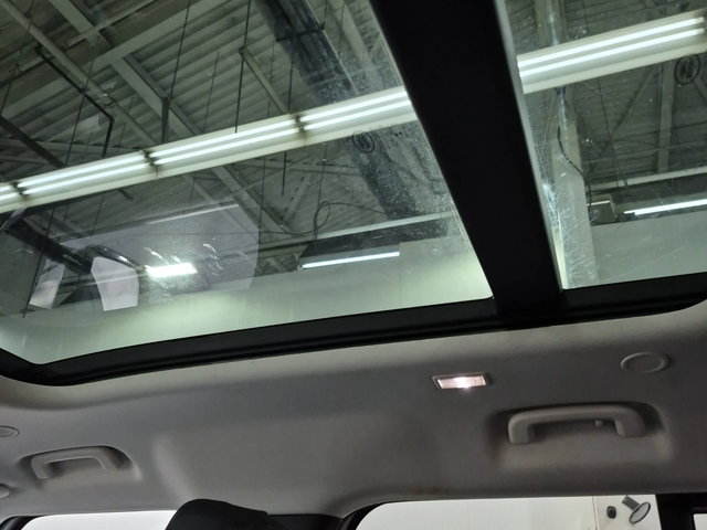 Land Rover Defender 110 S AWD - автомобили, коли, обяви за нови и употребявани 11