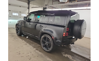 land-rover-defender - 3