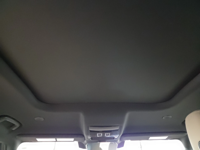 Land Rover Defender 110 S AWD - автомобили, коли, обяви за нови и употребявани 12