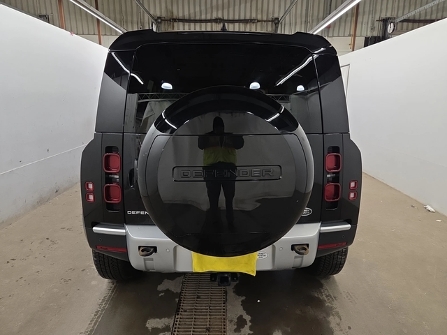 Land Rover Defender 110 S AWD - автомобили, коли, обяви за нови и употребявани 5