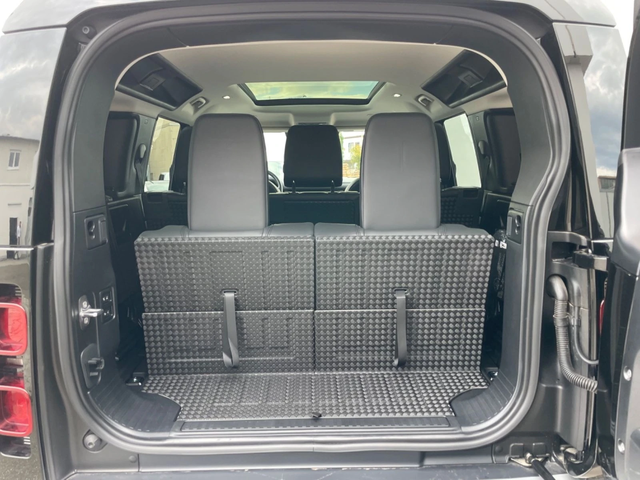 Land Rover Defender 110 XS Edit  D250 - автомобили, коли, обяви за нови и употребявани 10