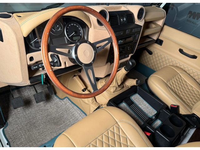 Land Rover Defender 110* Тунинг* Тапицерия* 1/1 - автомобили, коли, обяви за нови и употребявани 5