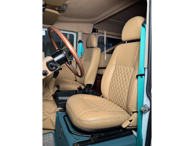 Land Rover Defender 110* Тунинг* Тапицерия* 1/1 - автомобили, коли, обяви за нови и употребявани 6