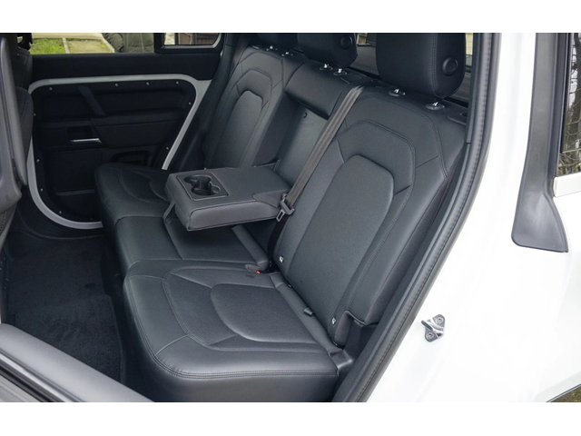 Land Rover Defender Defender D300 MHEV X-Dynamic SE - автомобили, коли, обяви за нови и употребявани 12