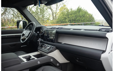 Land Rover Defender Defender D300 MHEV X-Dynamic SE - автомобили, коли, обяви за нови и употребявани 7