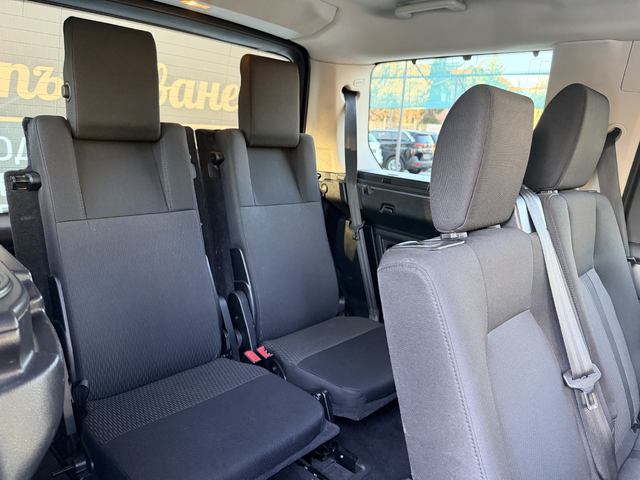 Land Rover Discovery 2.7 TdV6/4x4/6+ 1 места/ЛИЗИНГ - автомобили, коли, обяви за нови и употребявани 14
