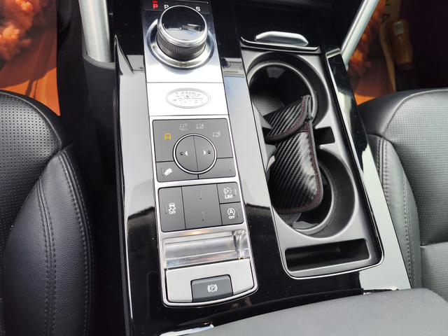 Land Rover Discovery 2.0D* 4X4* LED* NAVI* КОЖА* EURO6B* - автомобили, коли, обяви за нови и употребявани 10