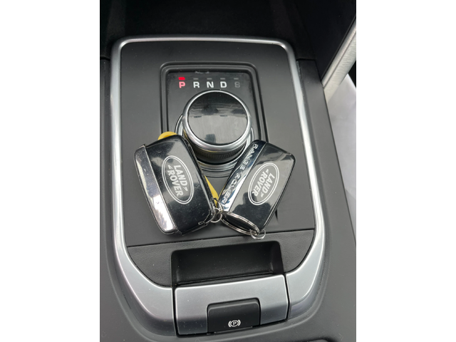 Land Rover Discovery 2.0TDI-150-NAVI-ITALIA - автомобили, коли, обяви за нови и употребявани 14