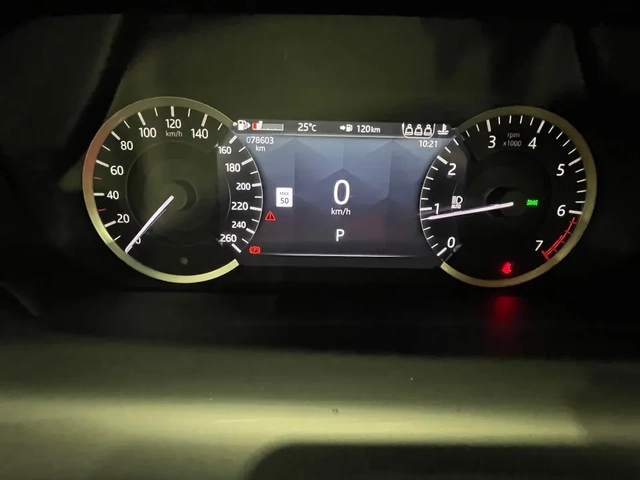 Land Rover Discovery Sport * R-Dynamic* 4WD* KEYLESS* Camera* 360* - автомобили, коли, обяви за нови и употребявани 11