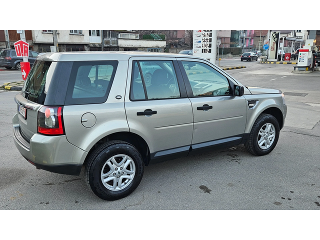 Land Rover Freelander 2.2 SD4 FACELEFT/KLIMATRON/6skorosti - автомобили, коли, обяви за нови и употребявани 5