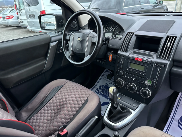 Land Rover Freelander - автомобили, коли, обяви за нови и употребявани 12