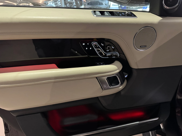 Land Rover Range rover 525 LWB Autobiography - автомобили, коли, обяви за нови и употребявани 5