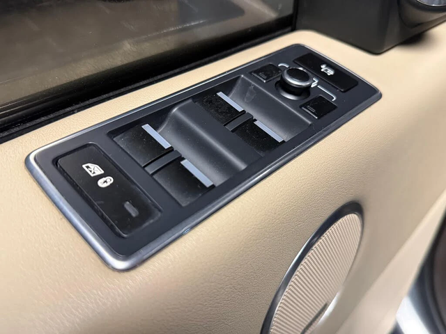 Land Rover Range rover SUPERCHARGED 5.0L V8 510 HP| CARFAX| КРАЙНА ЦЕНА - автомобили, коли, обяви за нови и употребявани 8