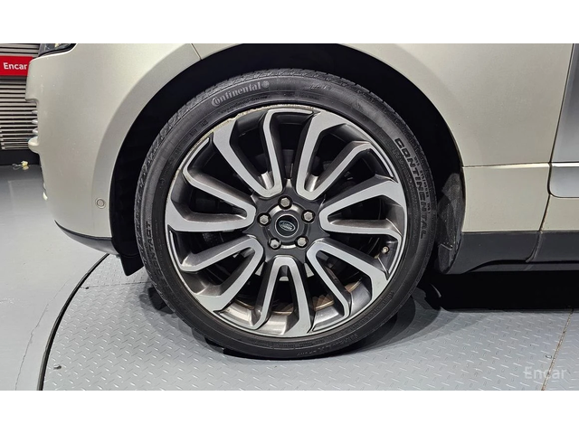 Land Rover Range rover Vogue 5.0 Autobiography* Meridian* SUNROOF* - автомобили, коли, обяви за нови и употребявани 4