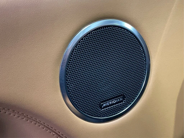 Land Rover Range rover Sport SVR 4WD* АвтоКредит* (Цена до БГ) - автомобили, коли, обяви за нови и употребявани 14