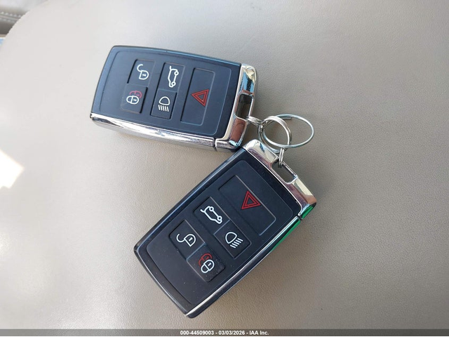 Land Rover RANGE ROVER 5.0L V-8 DI, DOHC, VVT, SUPERCHARGER, 518HP 4X4 Drive - автомобили, коли, обяви за нови и употребявани 10