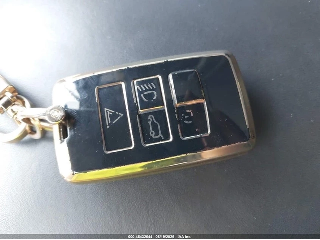 Land Rover Range rover * SUPERCHARGED* HSE* ПАНО* KEYLESS* Camera* ПОДГРЕ - автомобили, коли, обяви за нови и употребявани 9