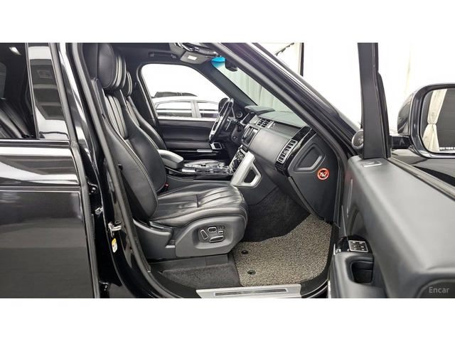 Land Rover Range rover 4400* SDV8 AB* КОЖА* ПОДГРЕВ* ОБДУХВ* ПАНОРАМА - автомобили, коли, обяви за нови и употребявани 10