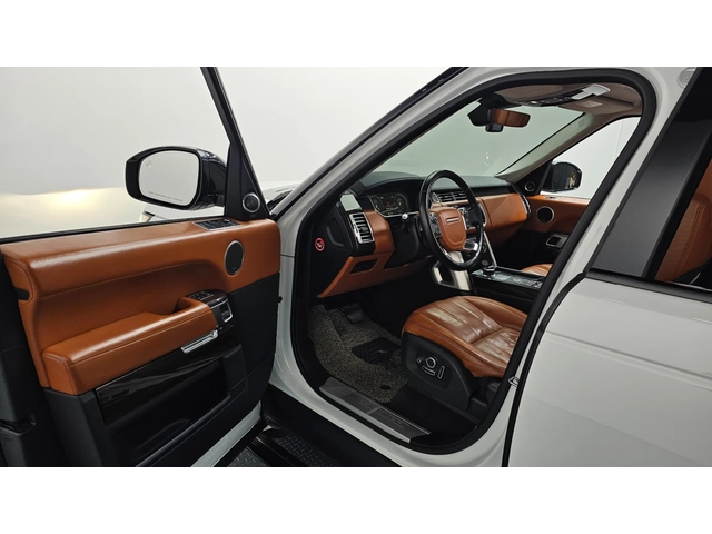 Land Rover Range rover 5.0 SC Vogue SE | HUD| Адаптив круиз| 360  кам.| М - автомобили, коли, обяви за нови и употребявани 8