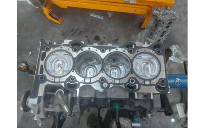 Land Rover Range Rover Evoque 2.0 Dynamic Si4 Cupe 245к.с. - автомобили, коли, обяви за нови и употребявани 10