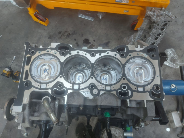 Land Rover Range Rover Evoque 2.0 Dynamic Si4 Cupe 245к.с. - автомобили, коли, обяви за нови и употребявани 10