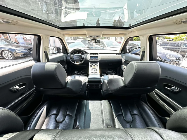 Land Rover Range Rover Evoque SPORT 2.0i 241HP PANO CAMERA SWISS - автомобили, коли, обяви за нови и употребявани 9