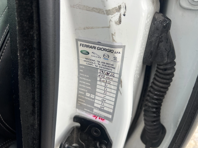 Land Rover Range Rover Evoque 2.2 D (КАТО HОВ) - автомобили, коли, обяви за нови и употребявани 16