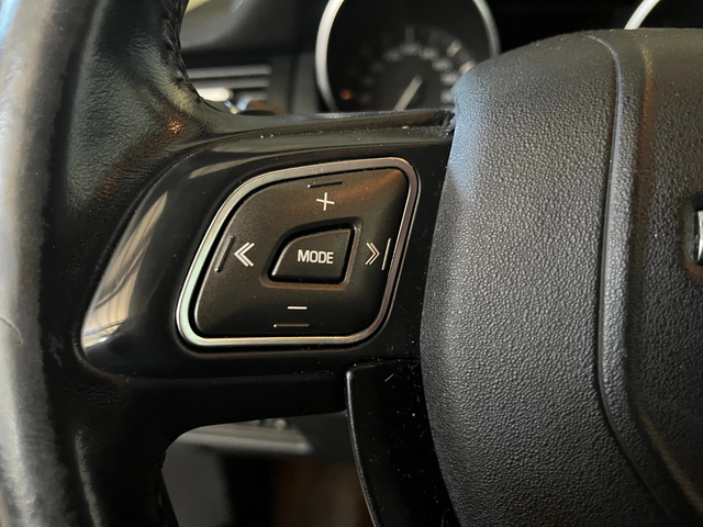 Land Rover Range Rover Evoque 2.2 Diesel - автомобили, коли, обяви за нови и употребявани 11